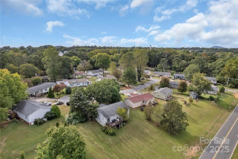 1213 Sandra Court Belmont NC 28012