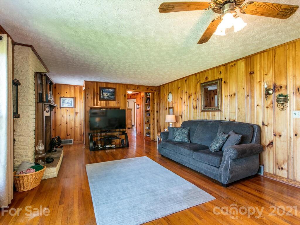 373 Tipton Hill Road Leicester NC 28748
