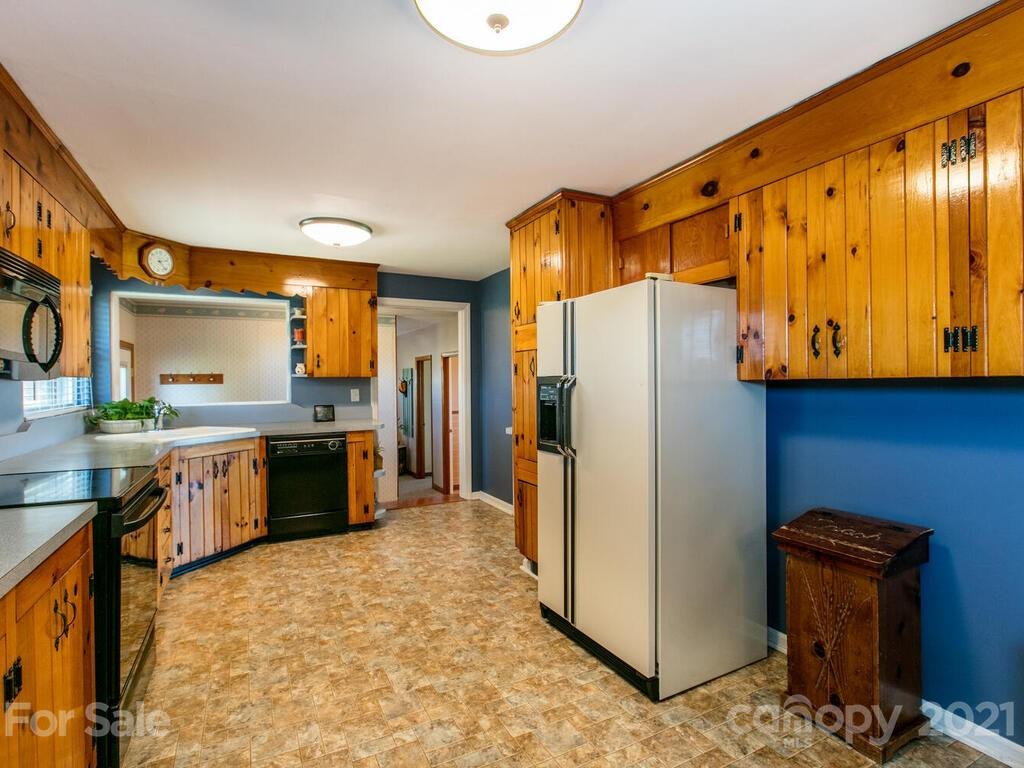 373 Tipton Hill Road Leicester NC 28748
