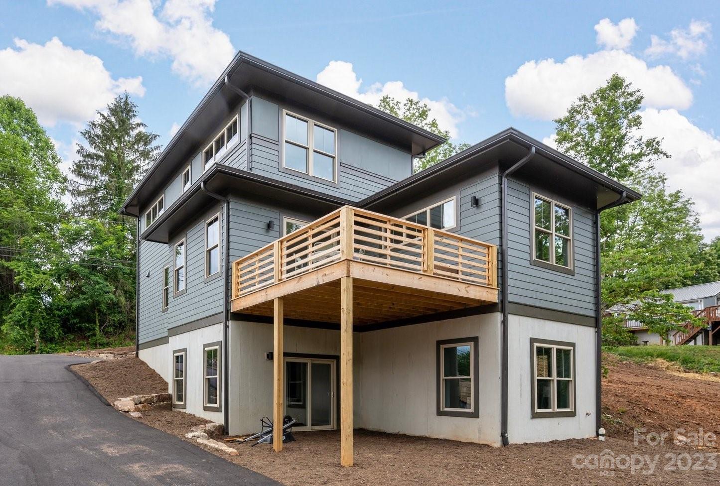 9 Middlebrook Road Asheville NC 28805