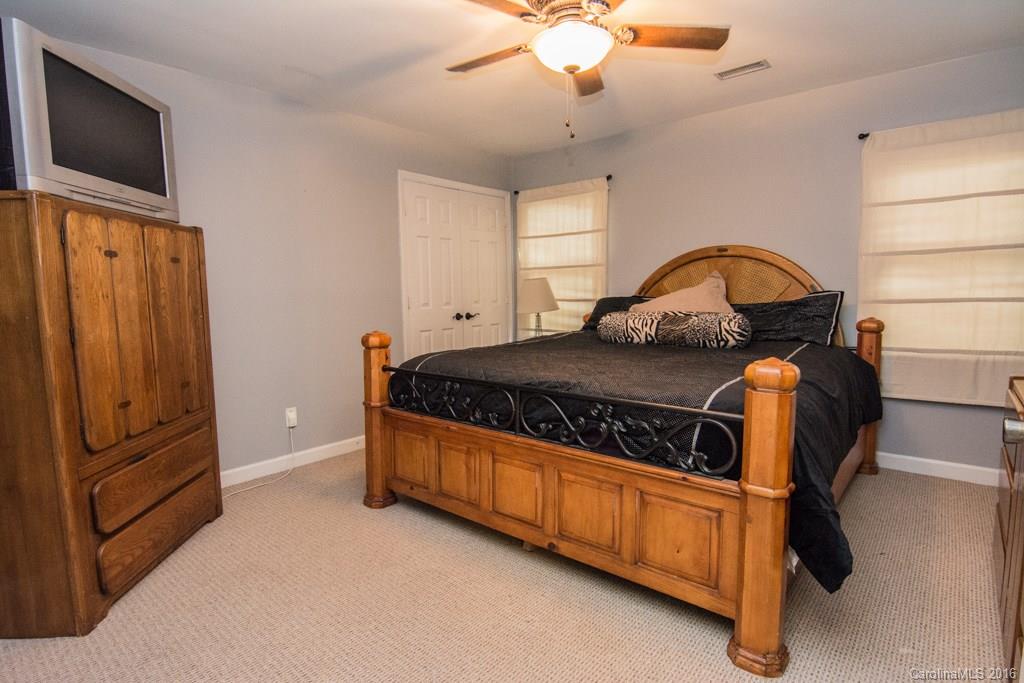 2331 Hunters Bluff Drive Matthews NC 28105