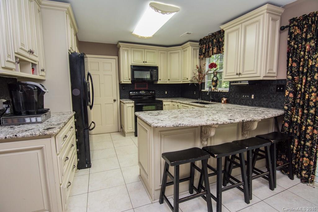 2331 Hunters Bluff Drive Matthews NC 28105