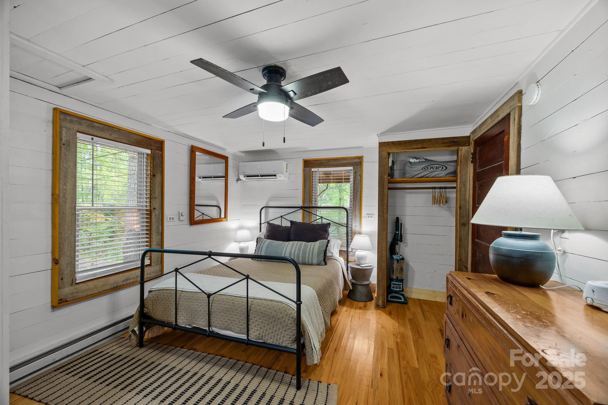 52 Western View Street Black Mountain NC 28711