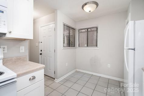 8005 Horse Chestnut Lane Charlotte NC 28277