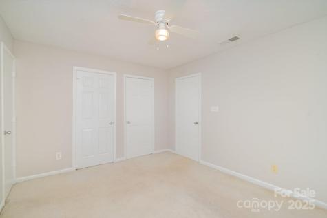 8005 Horse Chestnut Lane Charlotte NC 28277