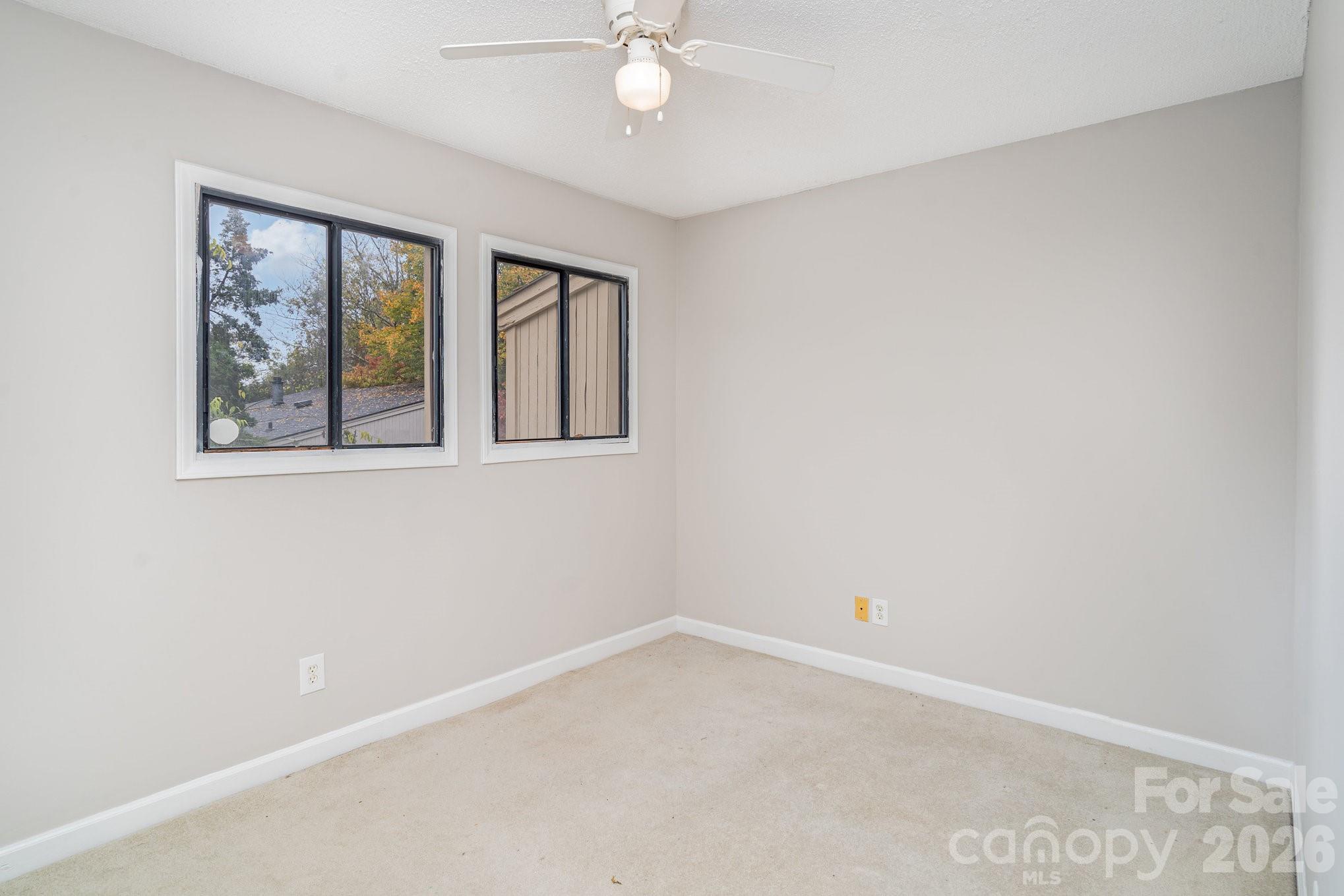 8005 Horse Chestnut Lane Charlotte NC 28277