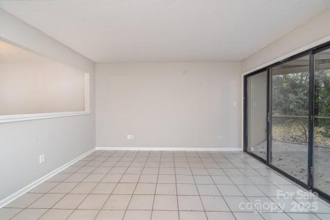 8005 Horse Chestnut Lane Charlotte NC 28277