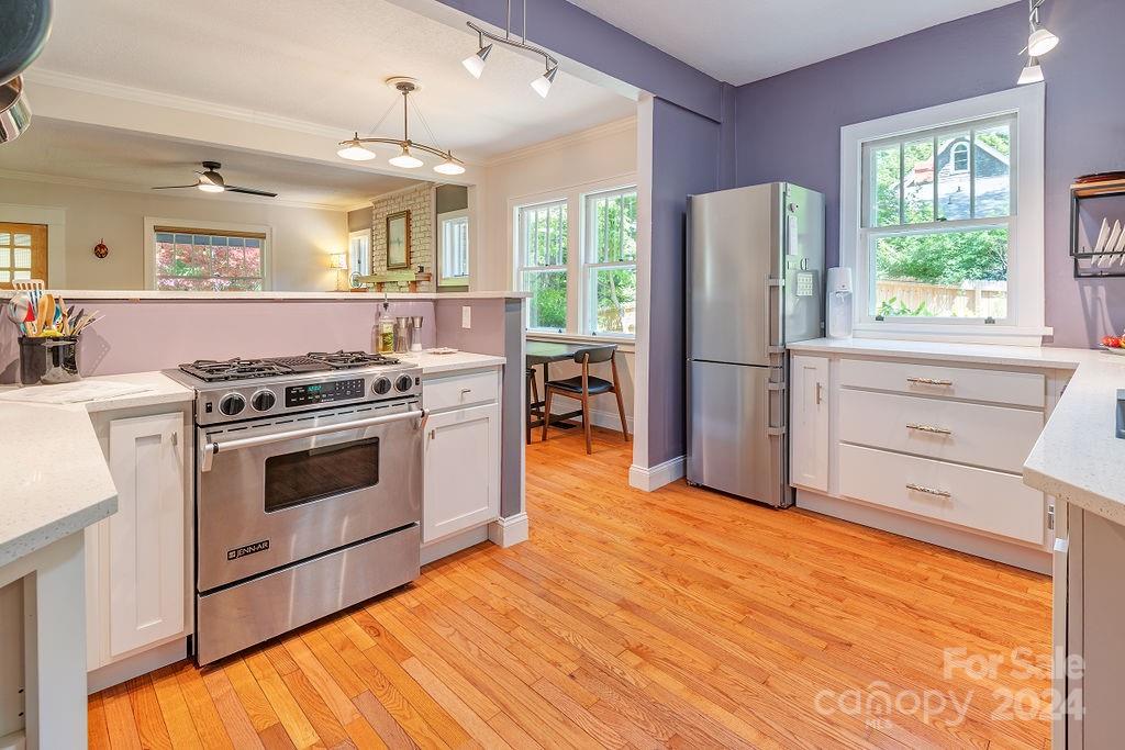 12 Castle Street Asheville NC 28803