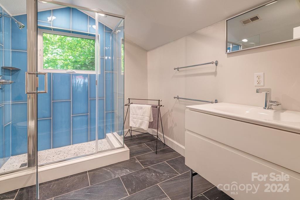 12 Castle Street Asheville NC 28803