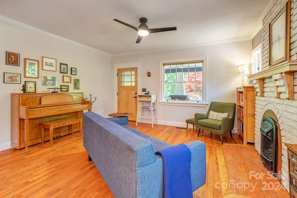 12 Castle Street Asheville NC 28803