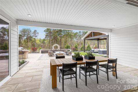 7300 Irish Elk Road Huntersville NC 28078