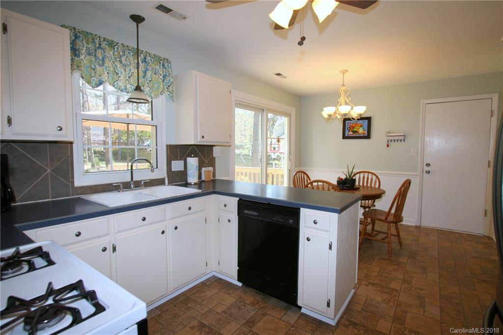1227 Windy Hill Lane Matthews NC 28105