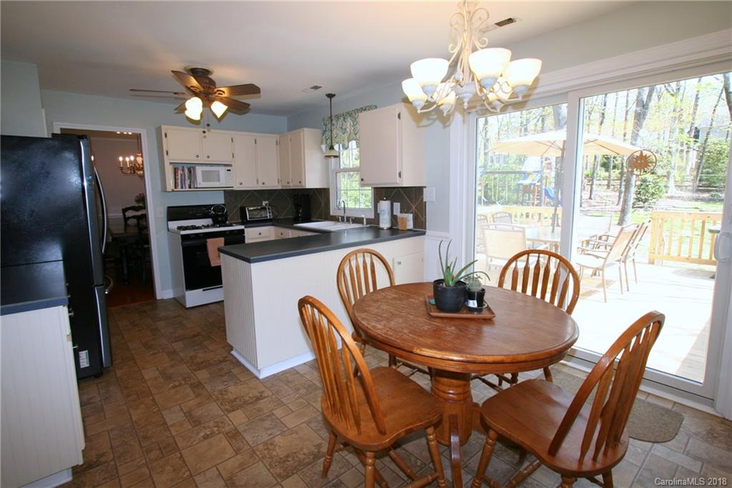 1227 Windy Hill Lane Matthews NC 28105