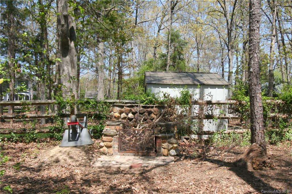 1227 Windy Hill Lane Matthews NC 28105