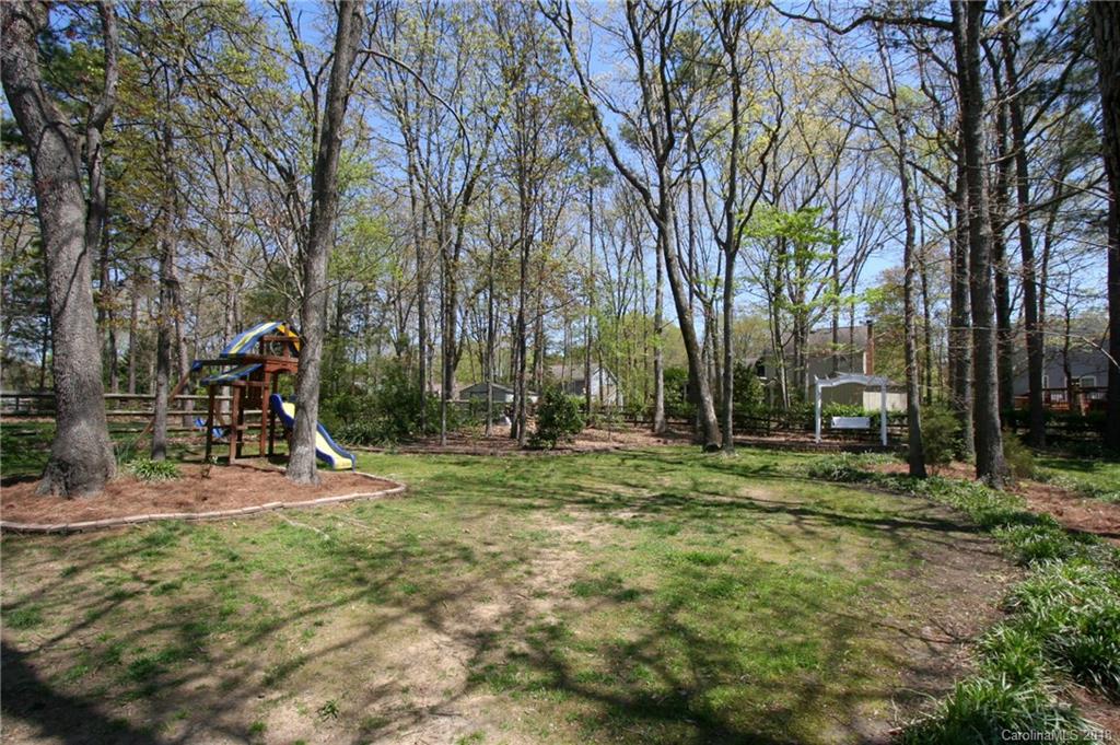 1227 Windy Hill Lane Matthews NC 28105