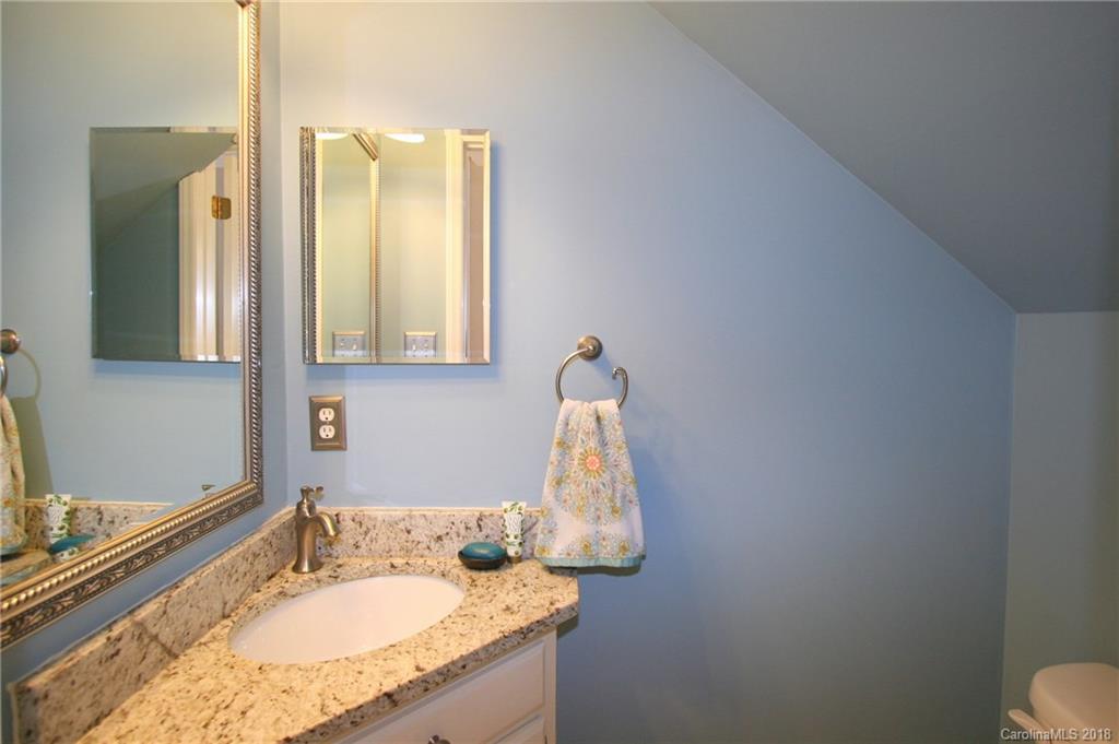 1227 Windy Hill Lane Matthews NC 28105