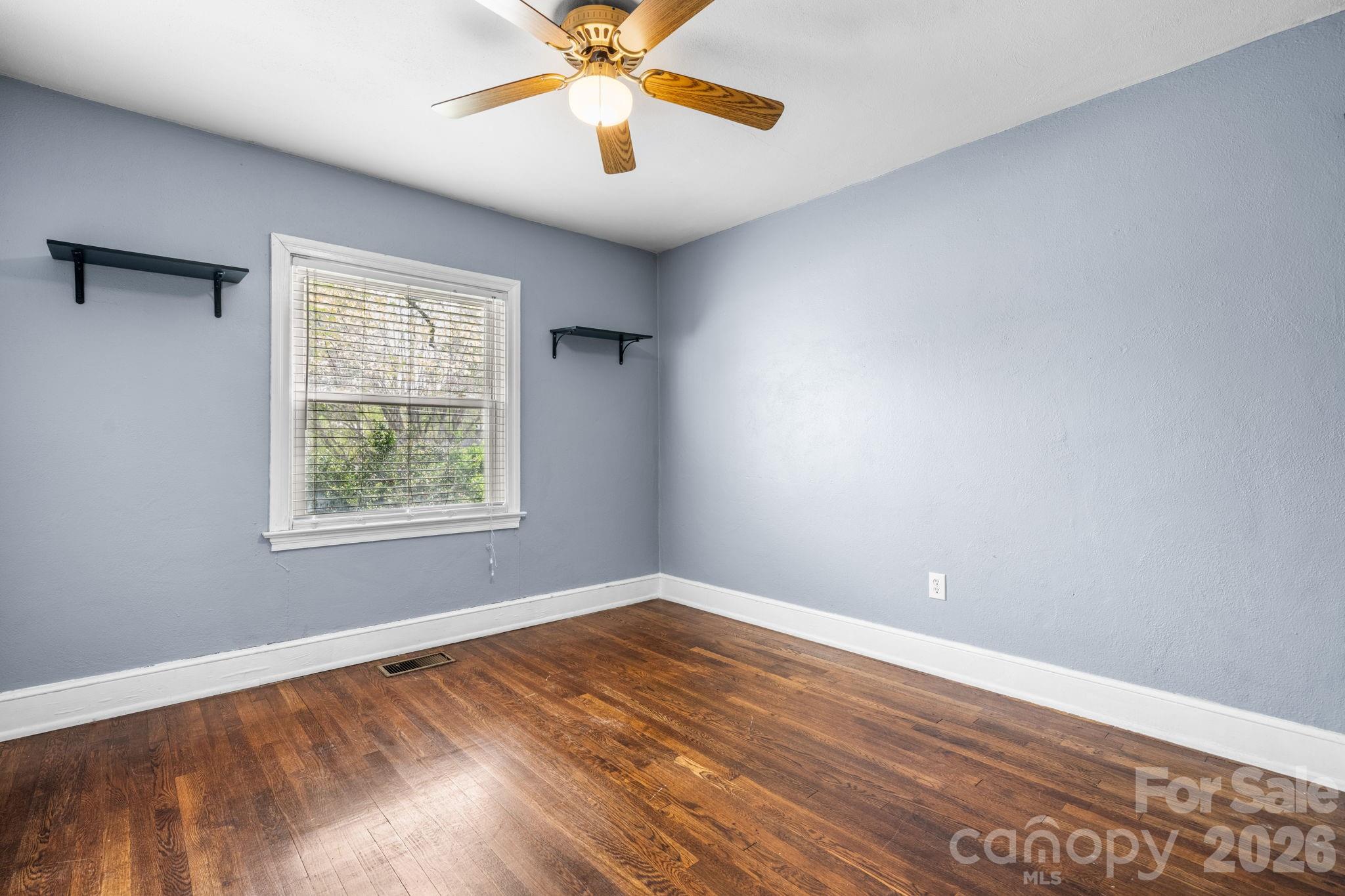 1339 11th Street NW Hickory NC 28601