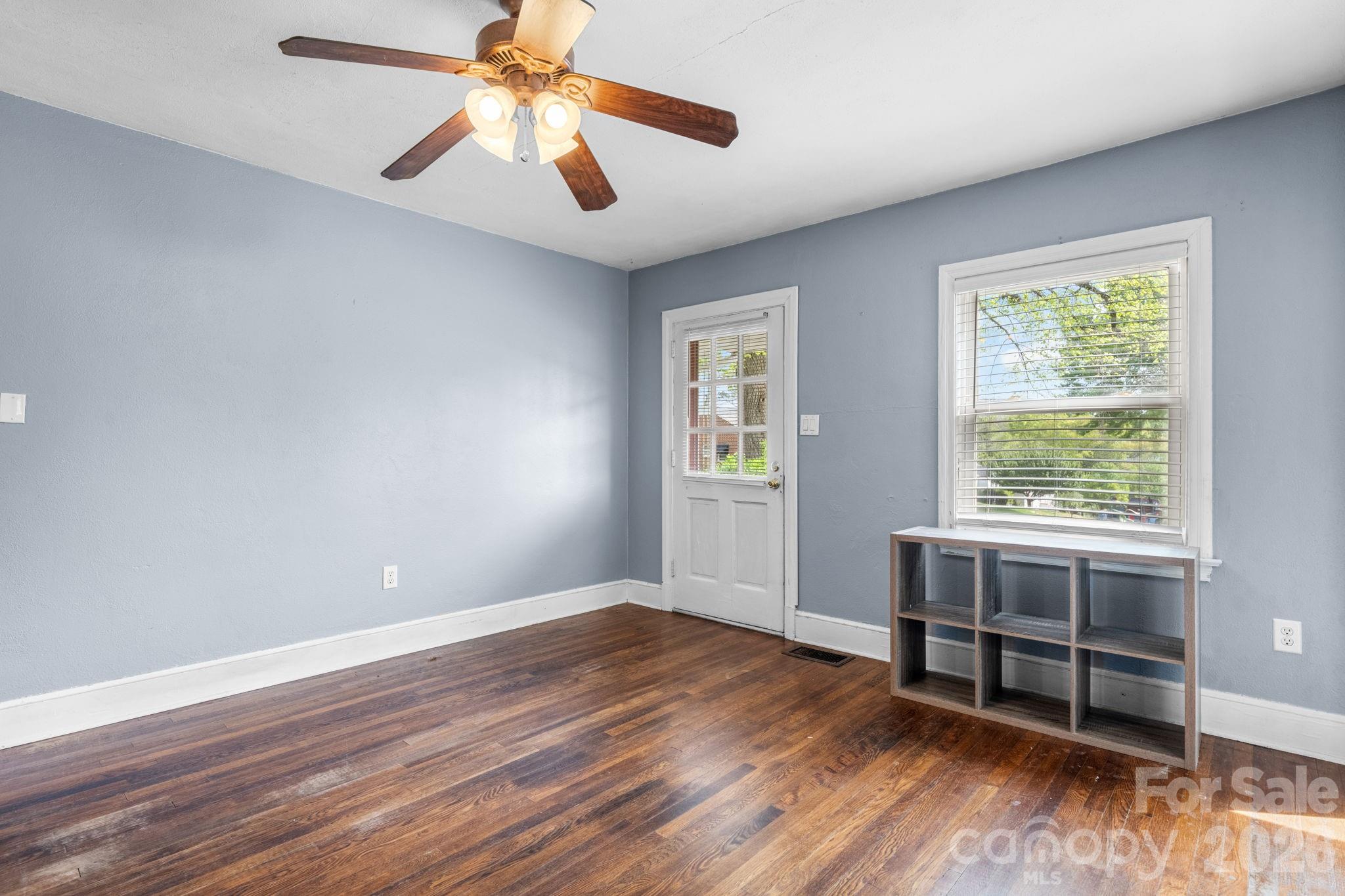 1339 11th Street NW Hickory NC 28601