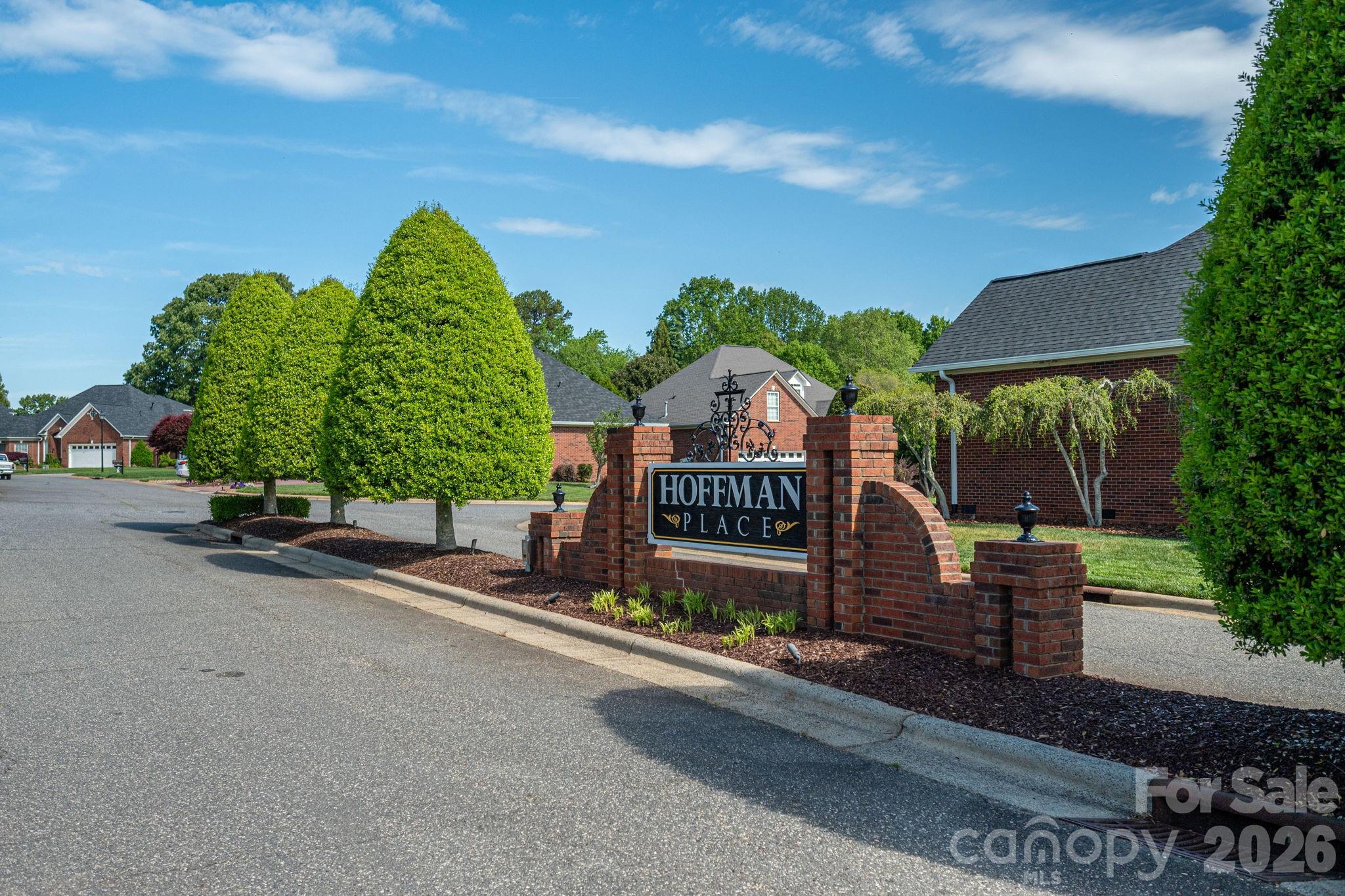 1634 Elkhart Circle Gastonia NC 28054