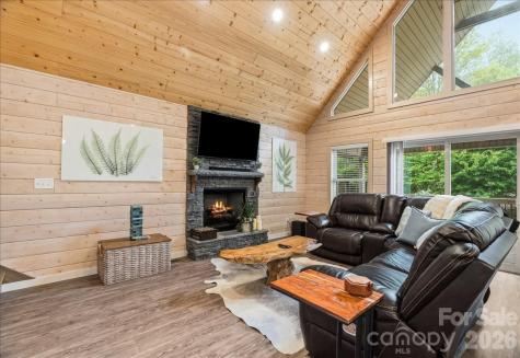 33 Indian Trace Road Maggie Valley NC 28751