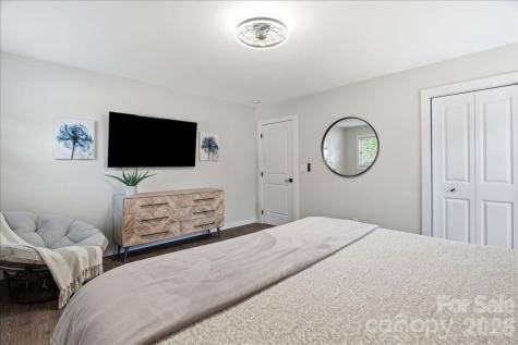 33 Indian Trace Road Maggie Valley NC 28751