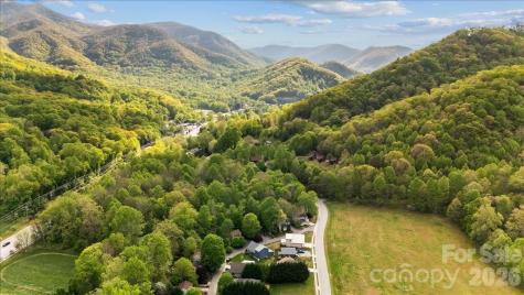 33 Indian Trace Road Maggie Valley NC 28751