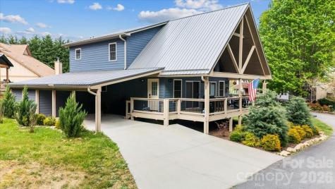 33 Indian Trace Road Maggie Valley NC 28751