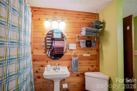 2506 Anders Drive Hendersonville NC 28791