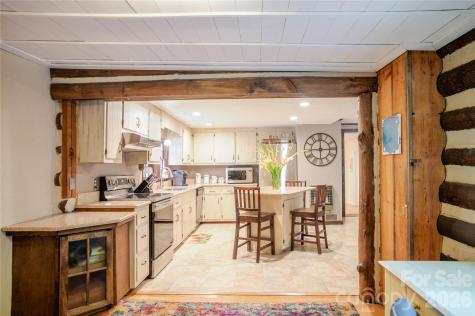 2506 Anders Drive Hendersonville NC 28791