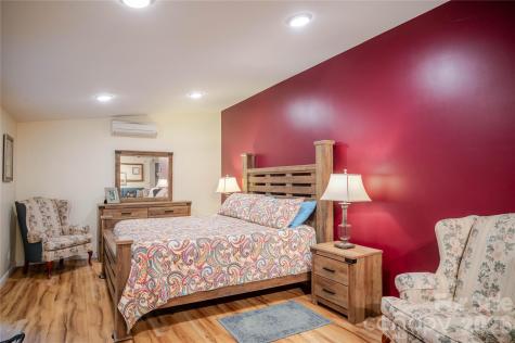 2506 Anders Drive Hendersonville NC 28791