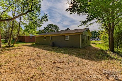 213 Washington Street Wingate NC 28174