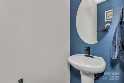 235 Marathon Lane Candler NC 28715