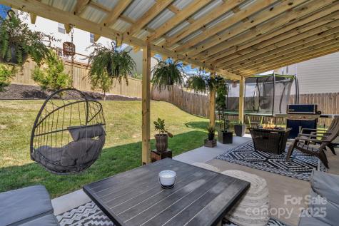 235 Marathon Lane Candler NC 28715