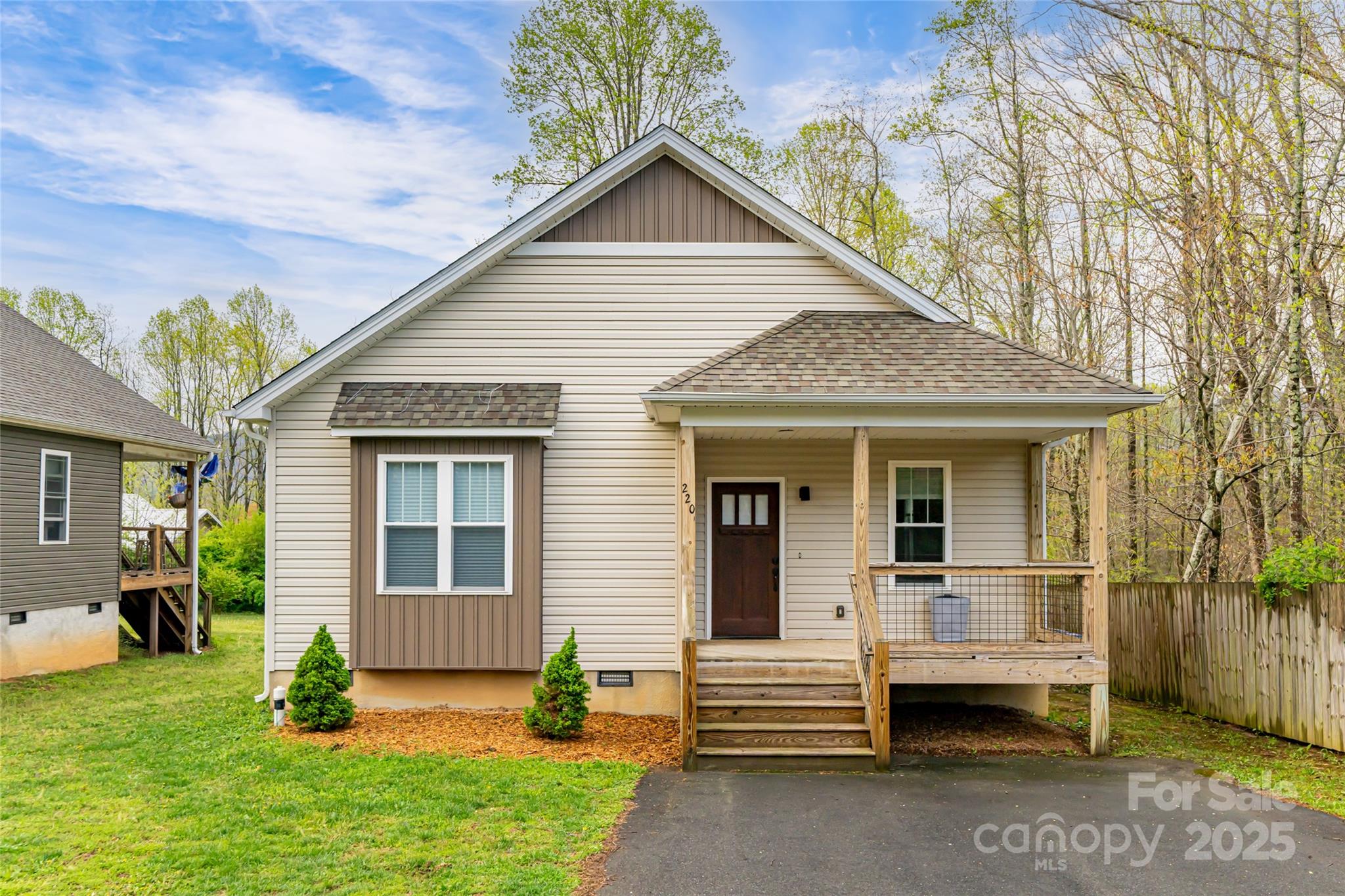 220 Mount Allen Heights Black Mountain NC 28711