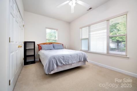 22 Scottish Circle Asheville NC 28803