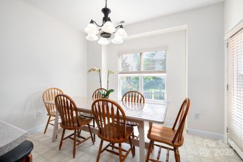 22 Scottish Circle Asheville NC 28803