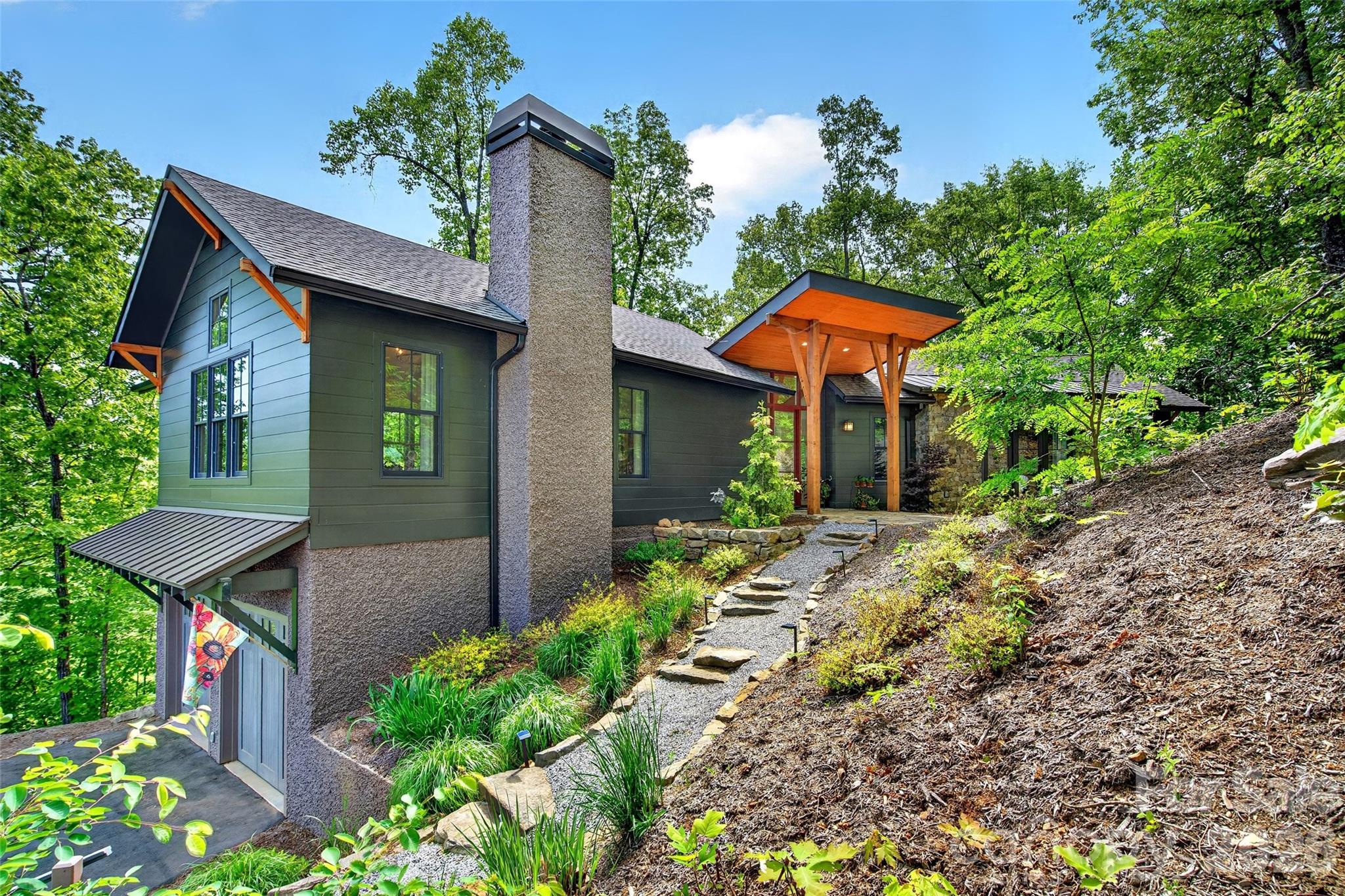 159 Settings Boulevard Black Mountain NC 28711