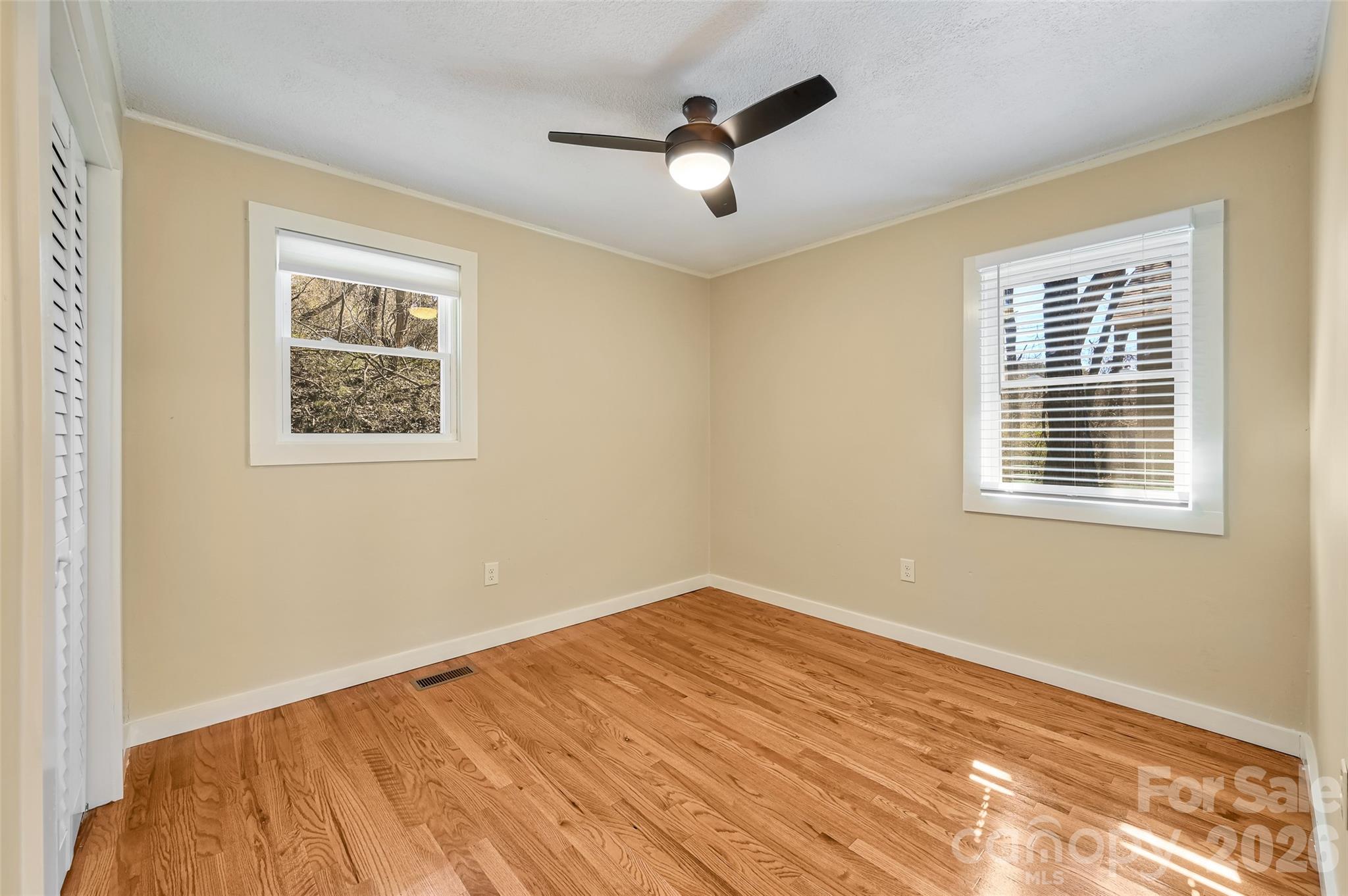 9 Woodfin Avenue Asheville NC 28804