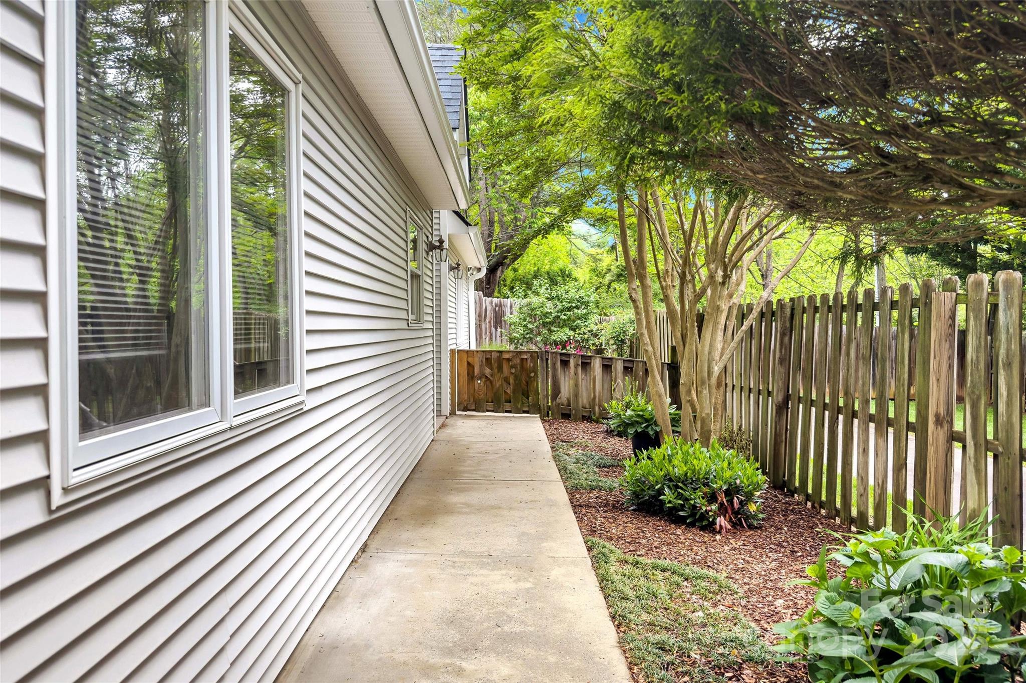 25 Village Parkway Black Mountain NC 28711