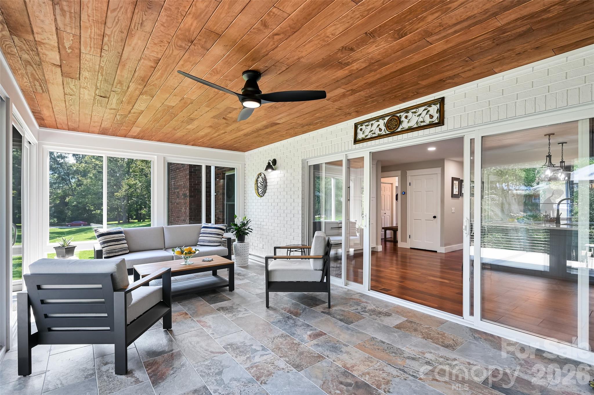 507 Fenwick Court Hendersonville NC 28739