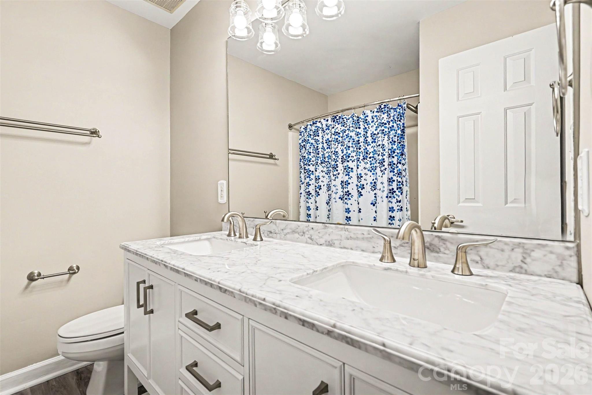 7068 Kidwelly Lane Matthews NC 28104