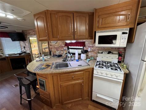 111 Club House Drive New London NC 28127