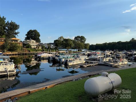 111 Club House Drive New London NC 28127