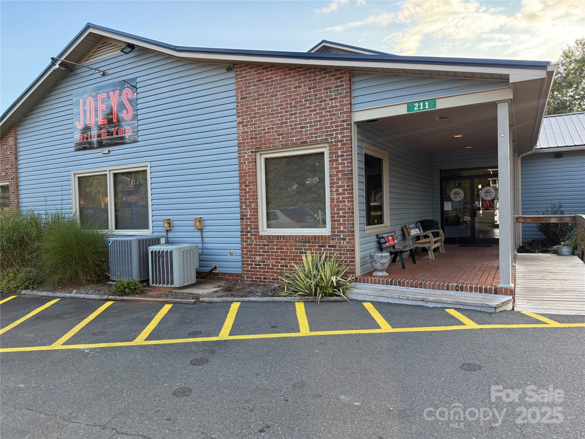 111 Club House Drive New London NC 28127