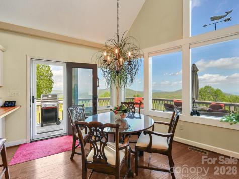 107 Fawns Rest Black Mountain NC 28711
