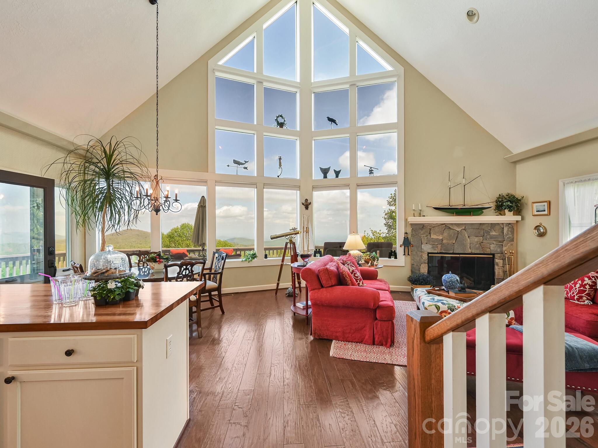 107 Fawns Rest Black Mountain NC 28711