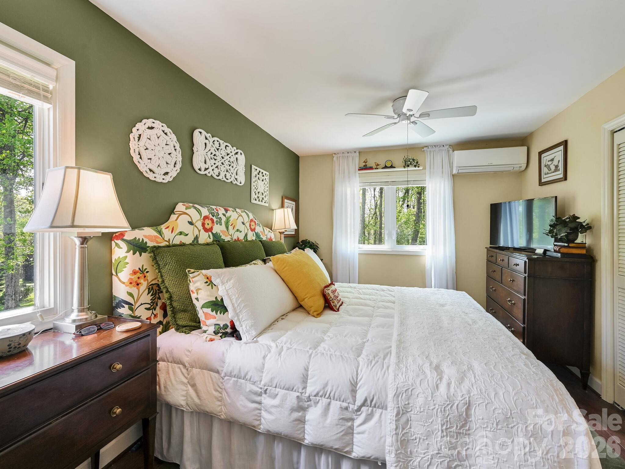 107 Fawns Rest Black Mountain NC 28711