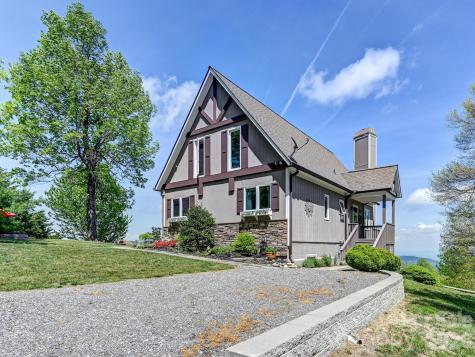 107 Fawns Rest Black Mountain NC 28711