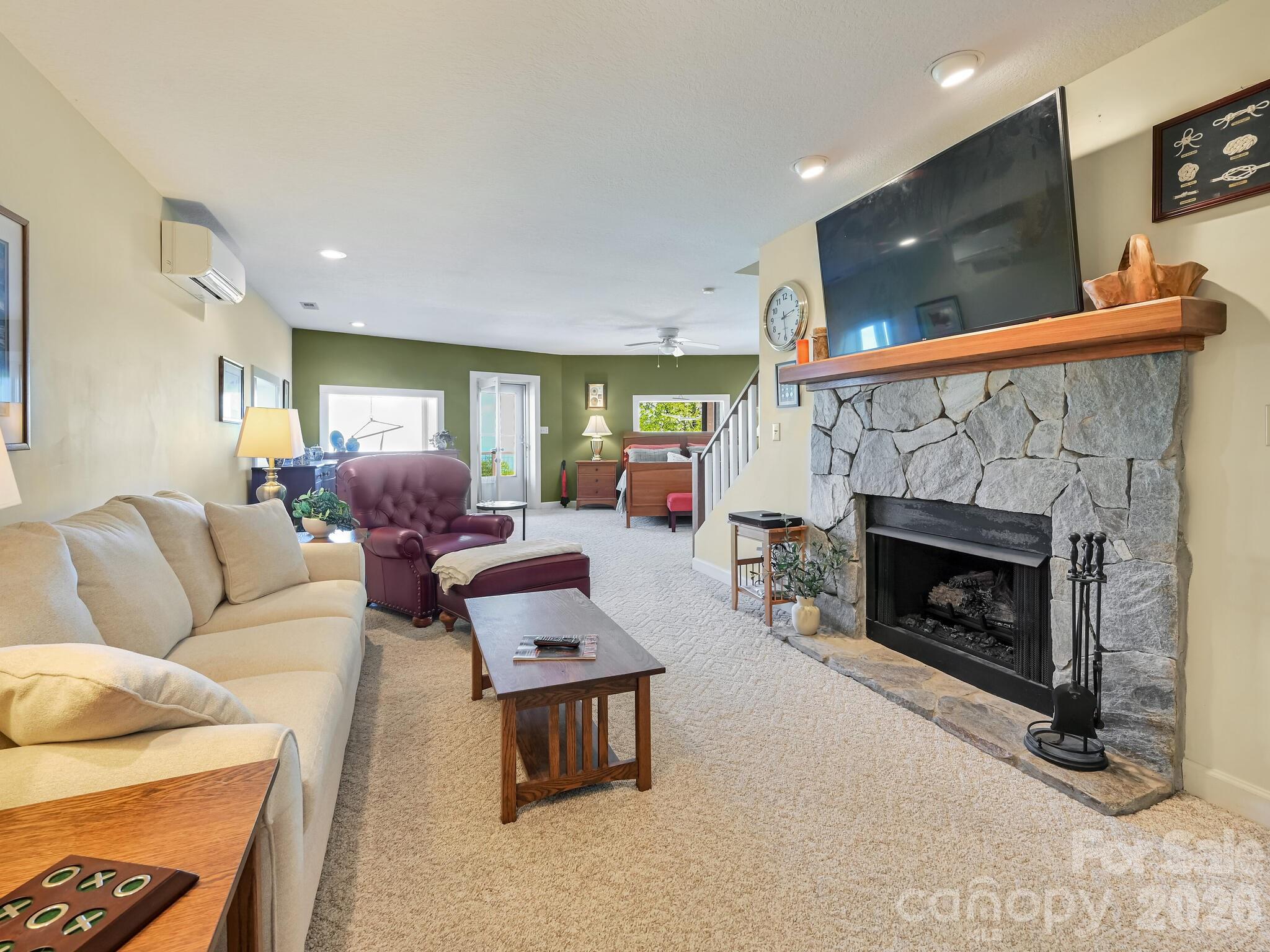 107 Fawns Rest Black Mountain NC 28711
