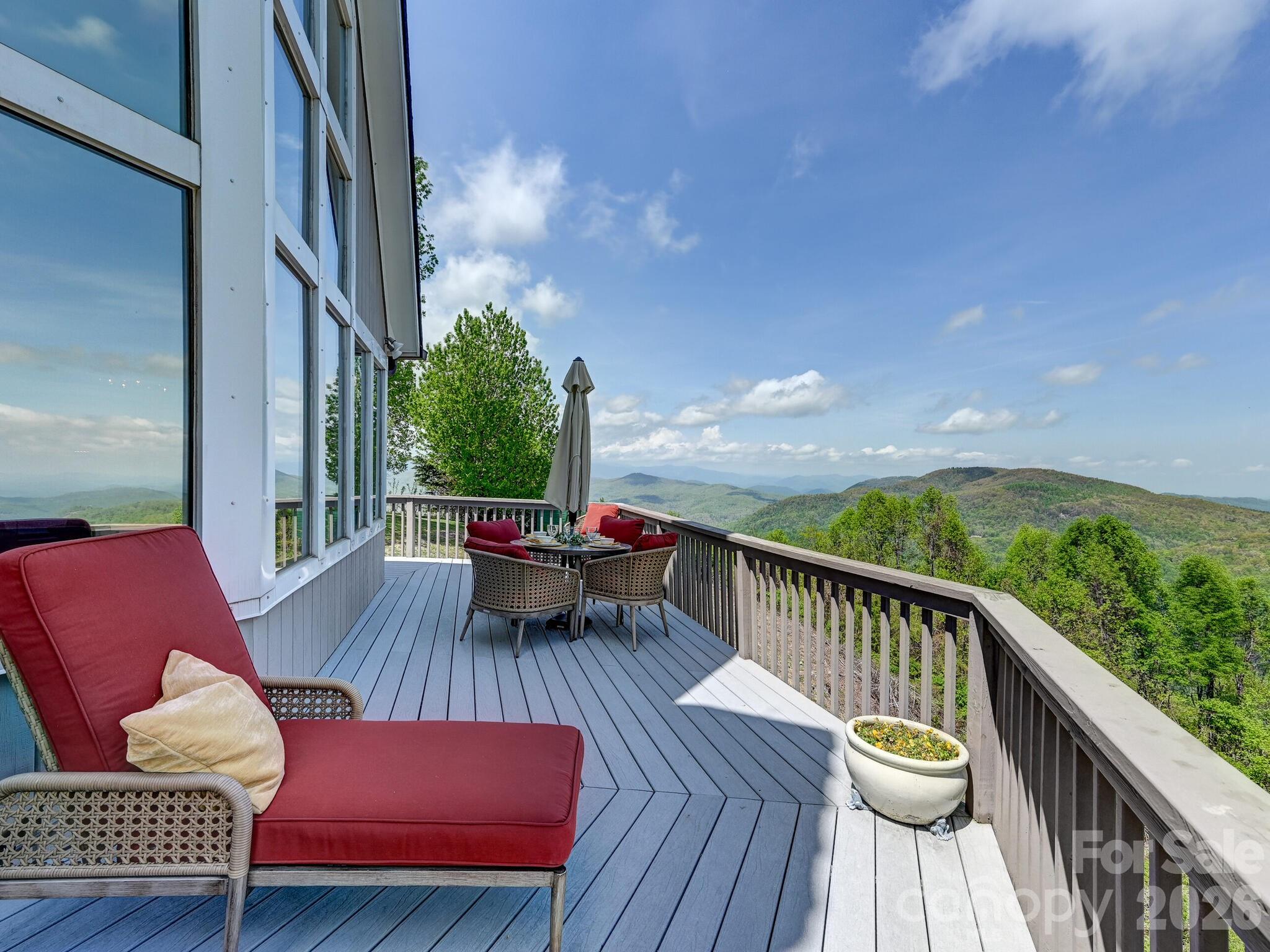 107 Fawns Rest Black Mountain NC 28711